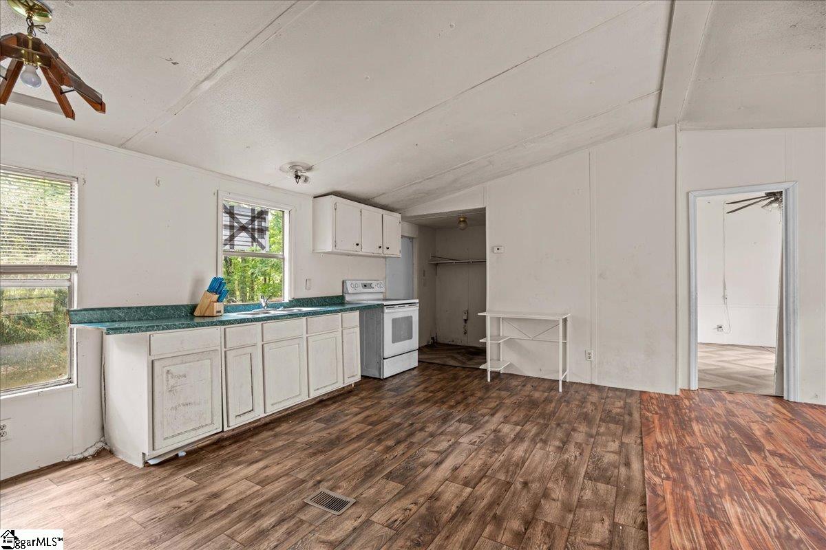 431 Highway 101 UNIT Lot 11845 Gray Court, SC 29645