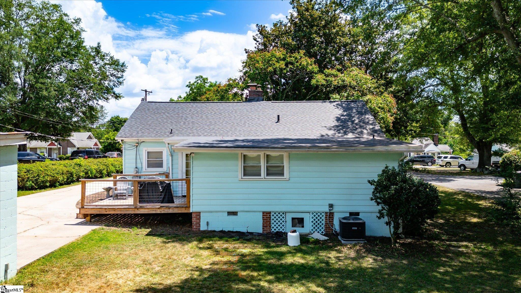 209 Donnan Road Taylors, SC 29687