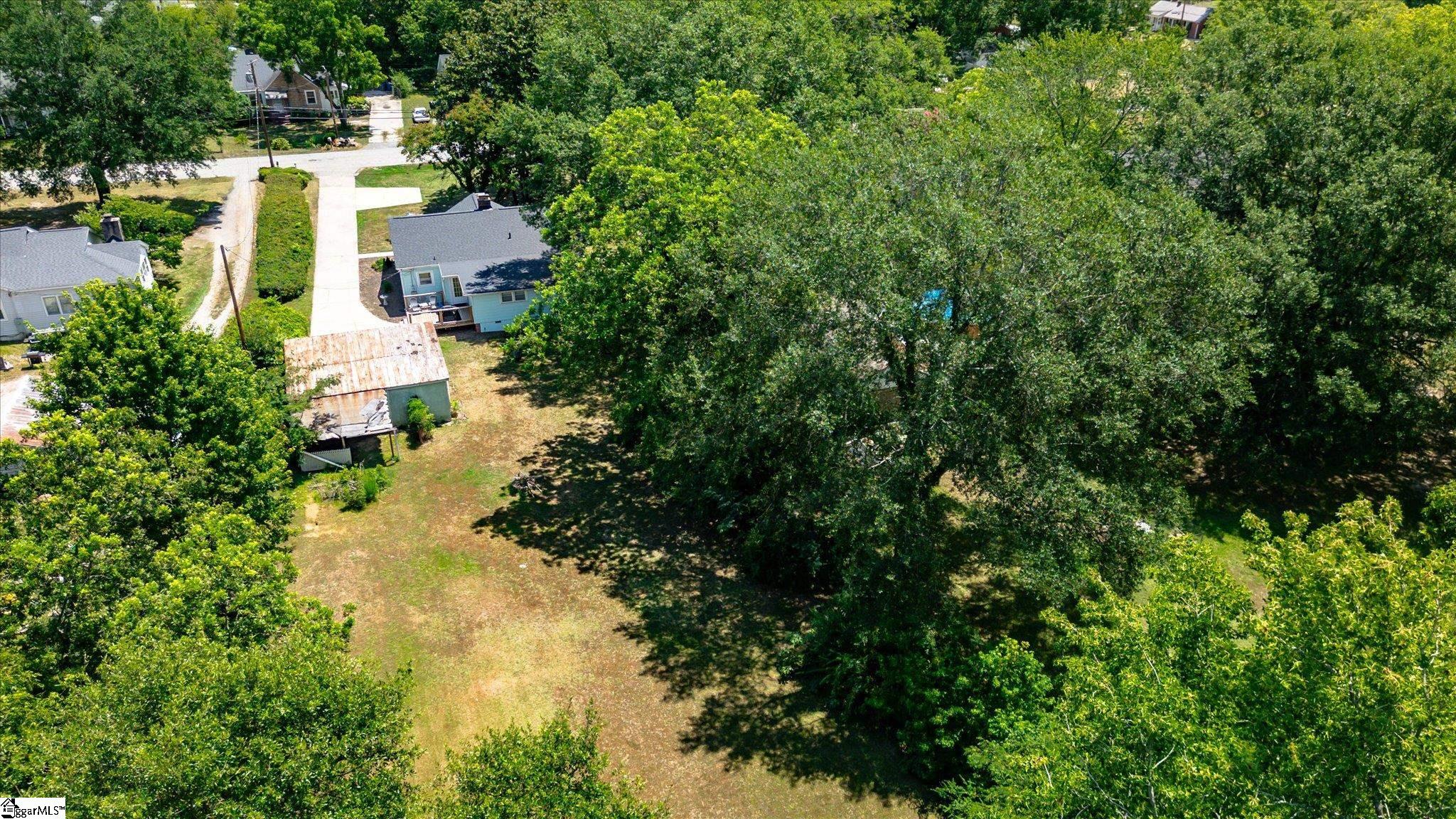 209 Donnan Road Taylors, SC 29687