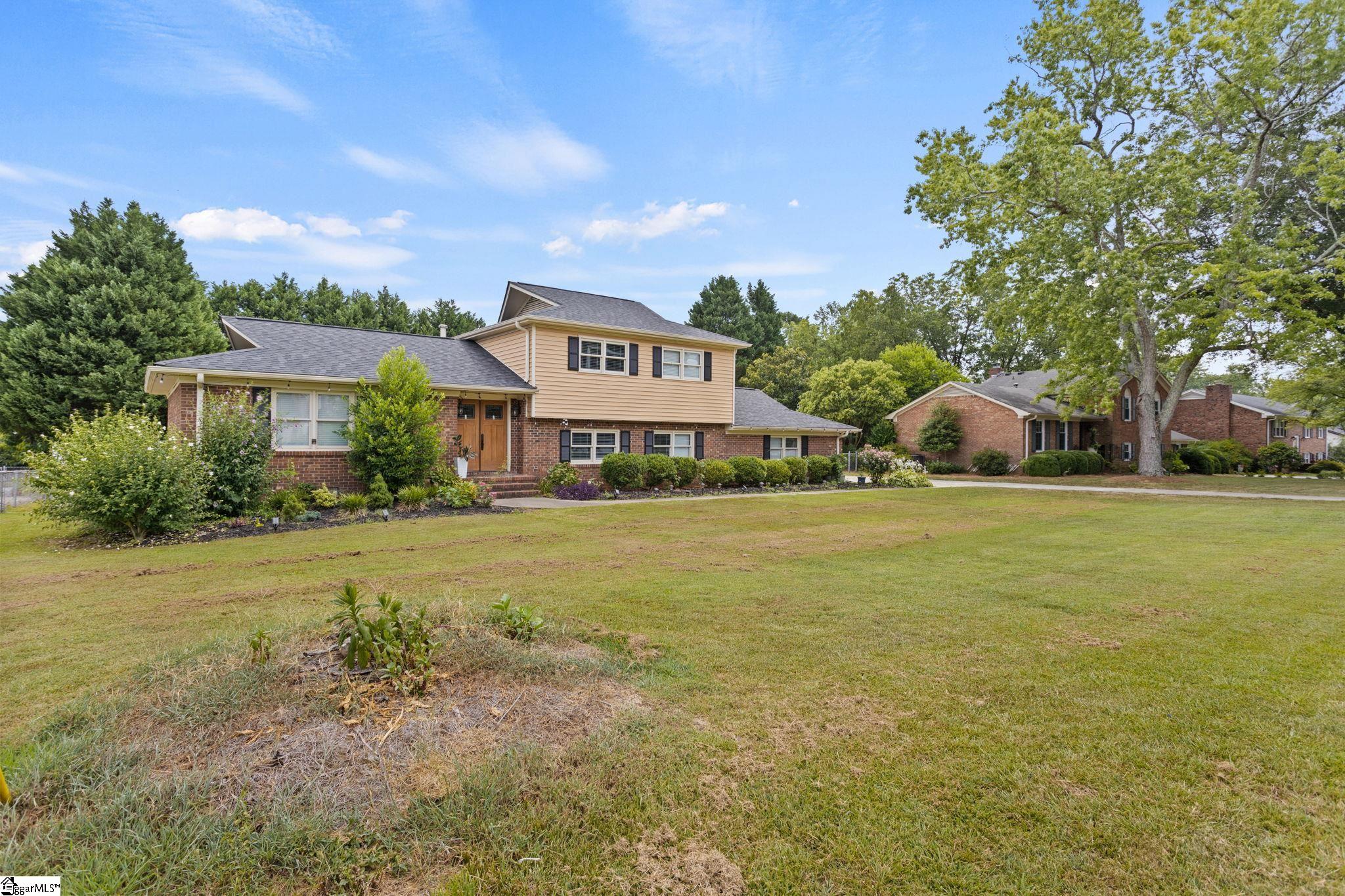 724 Hudson Road Greenville, SC 29615