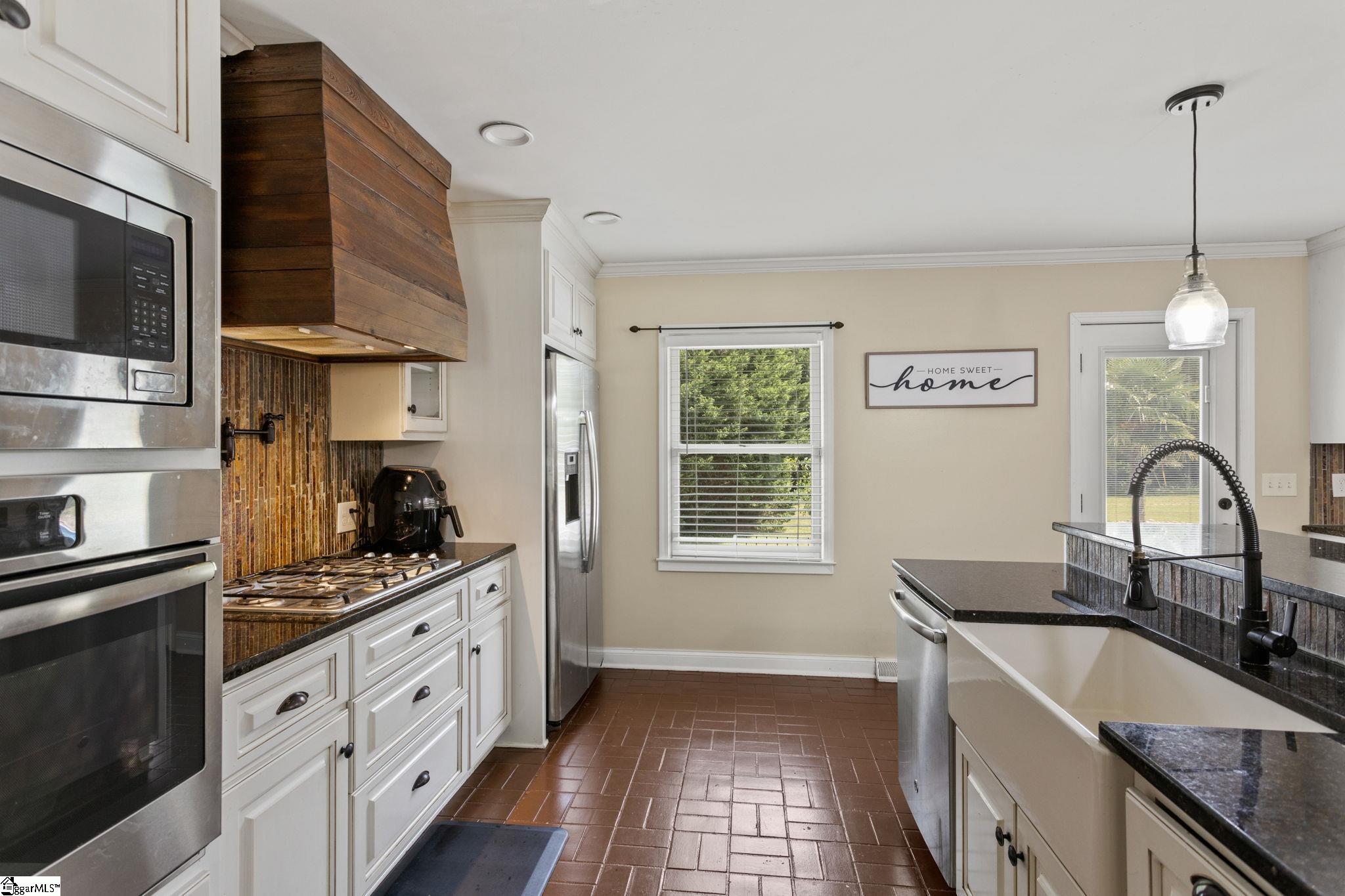 724 Hudson Road Greenville, SC 29615