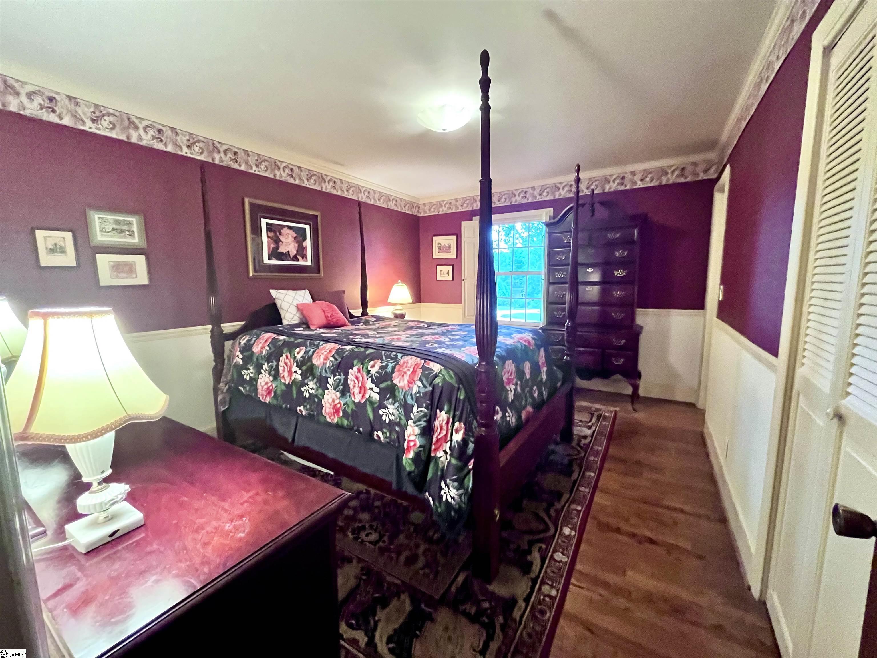 718 Parkview Drive Laurens, SC 29360