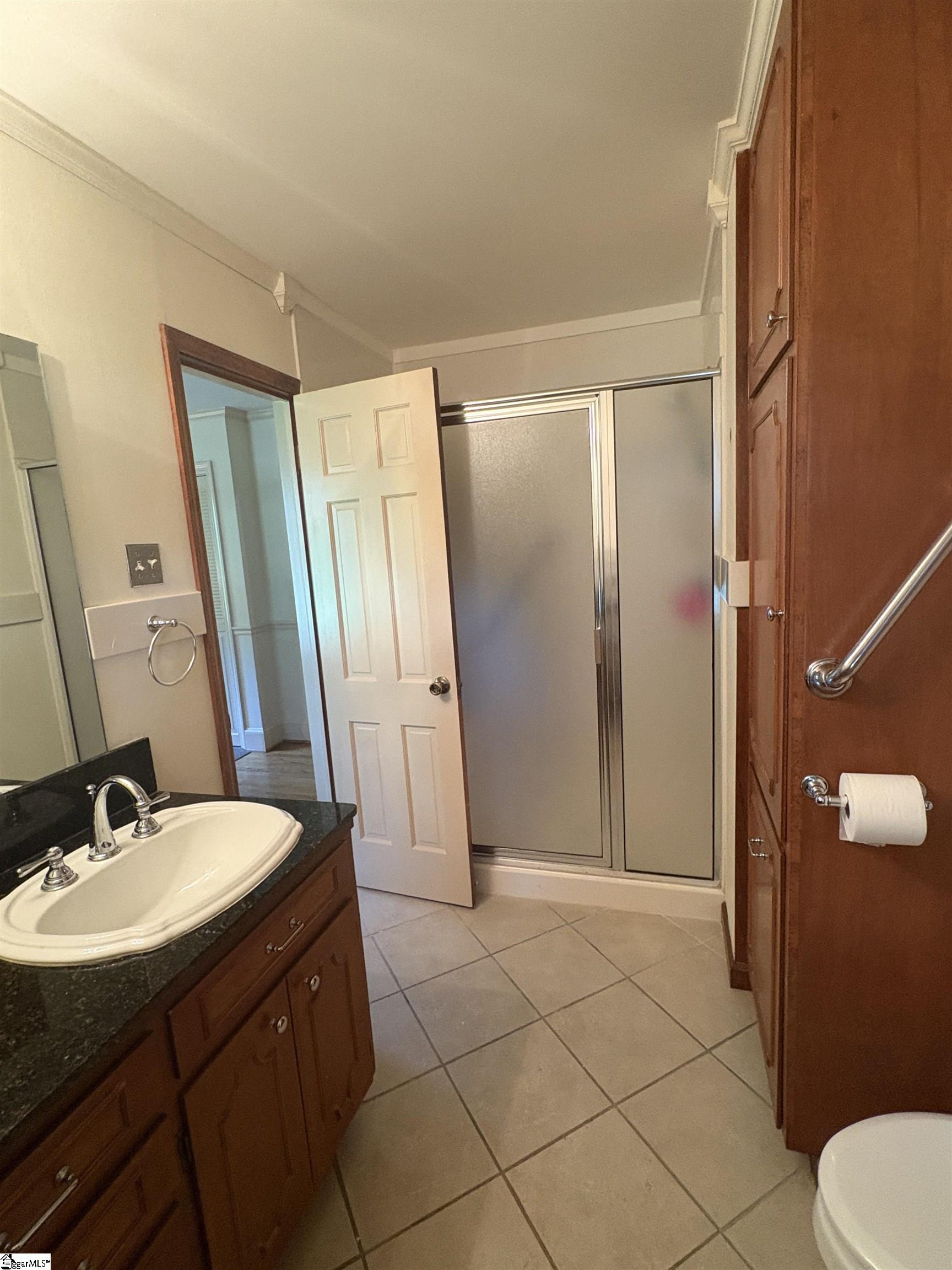 718 Parkview Drive Laurens, SC 29360