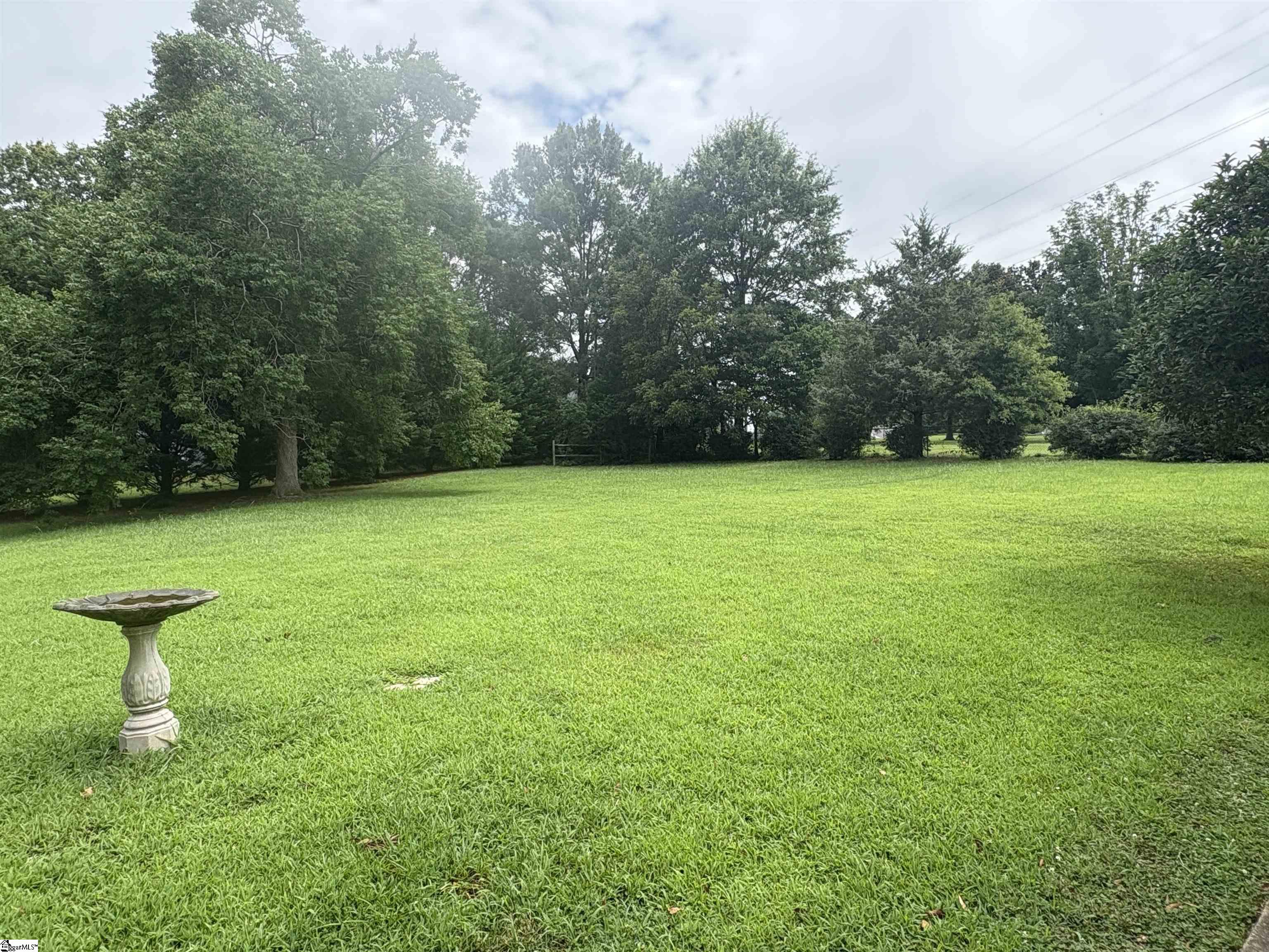 718 Parkview Drive Laurens, SC 29360