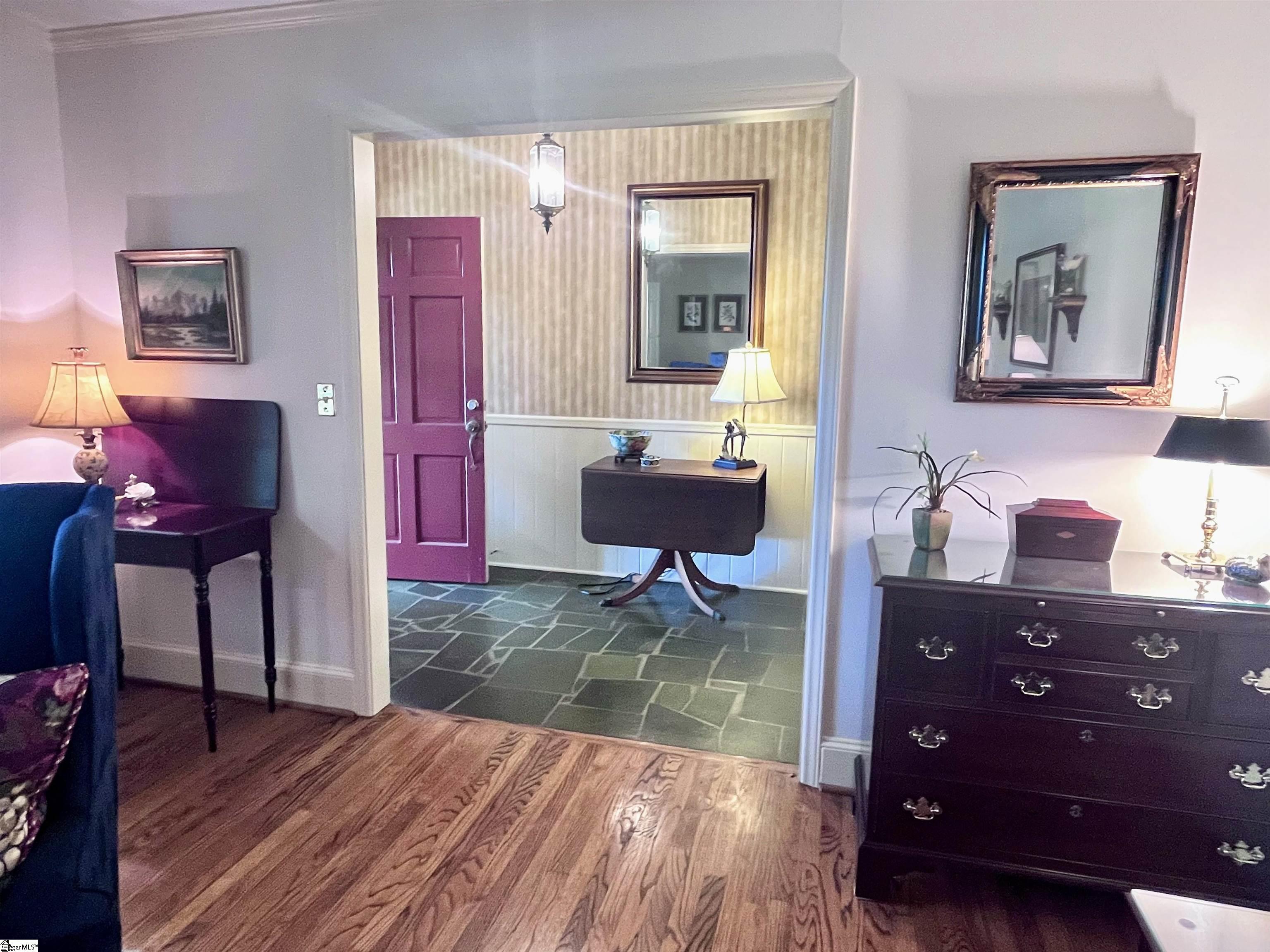 718 Parkview Drive Laurens, SC 29360