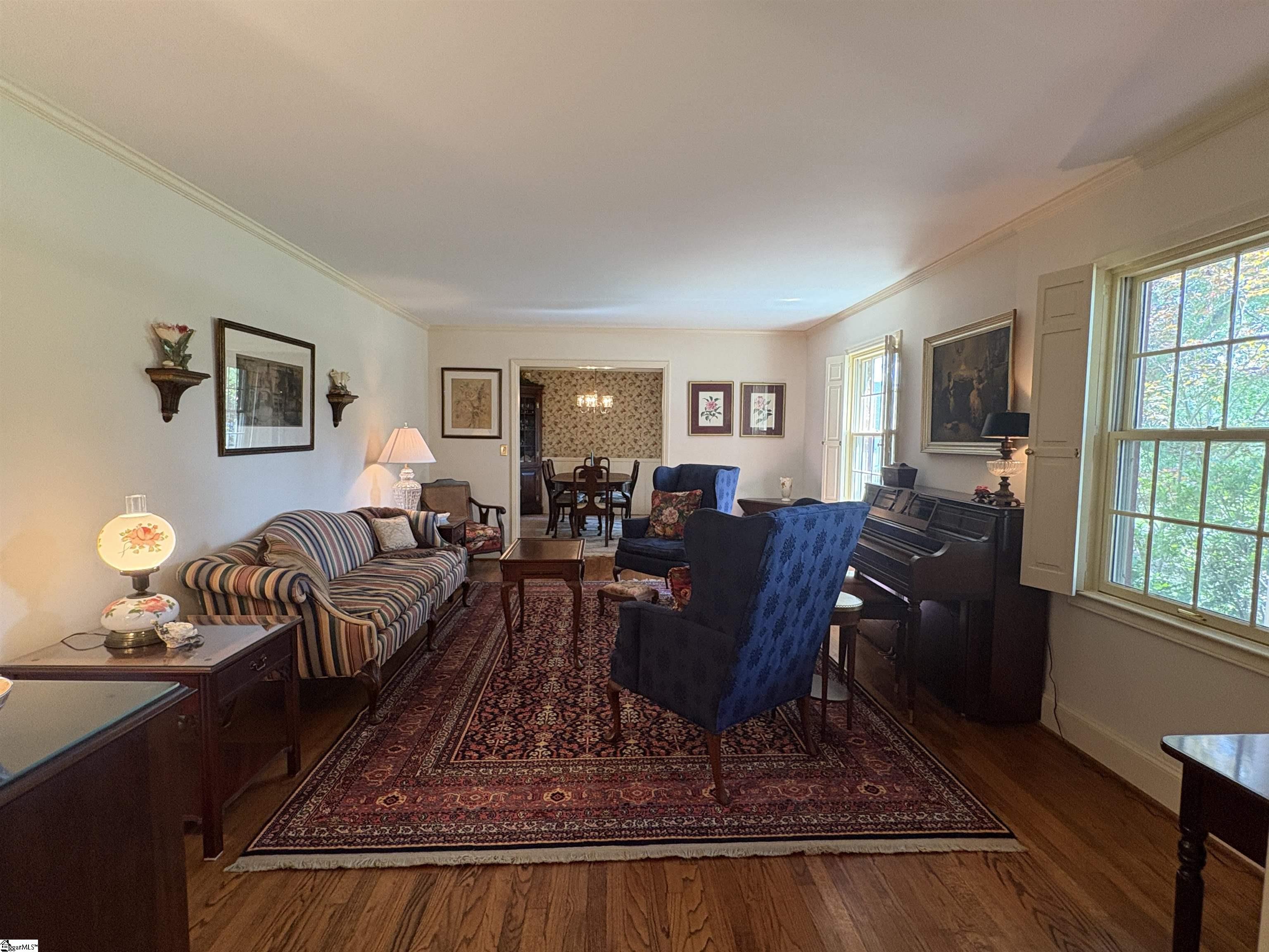 718 Parkview Drive Laurens, SC 29360