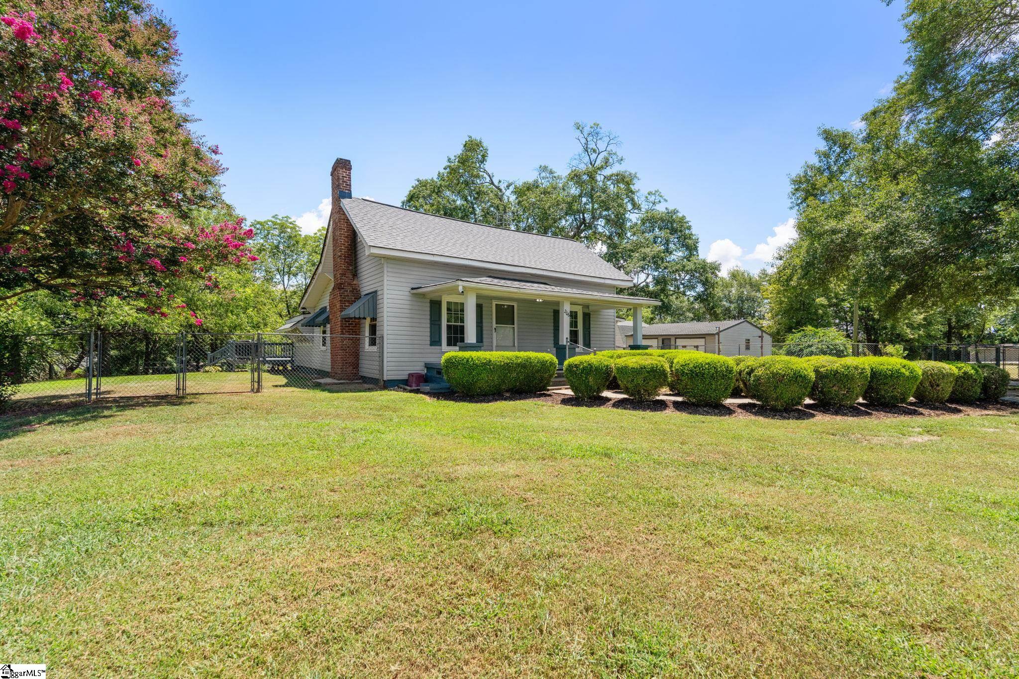 206 Ivydale Drive Greenville, SC 29609