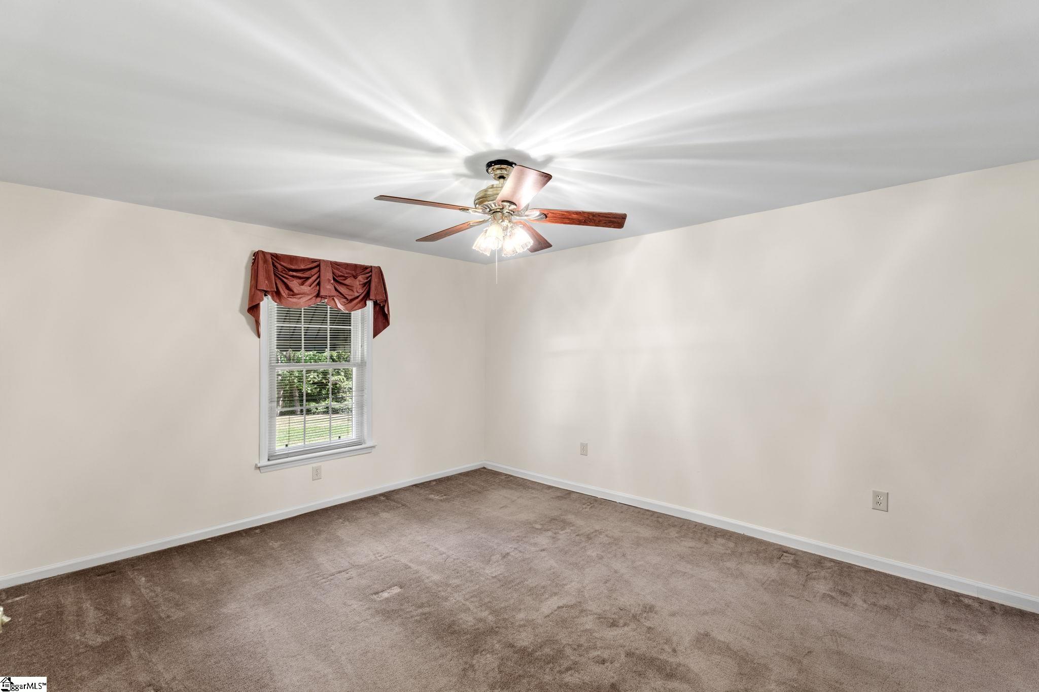 206 Ivydale Drive Greenville, SC 29609