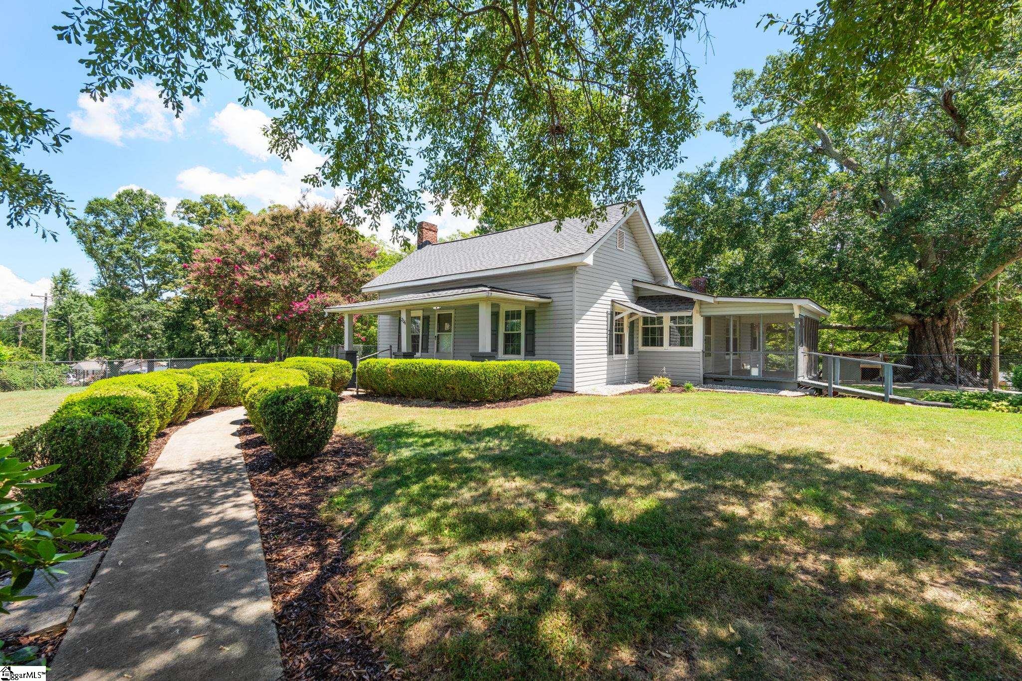 206 Ivydale Drive Greenville, SC 29609