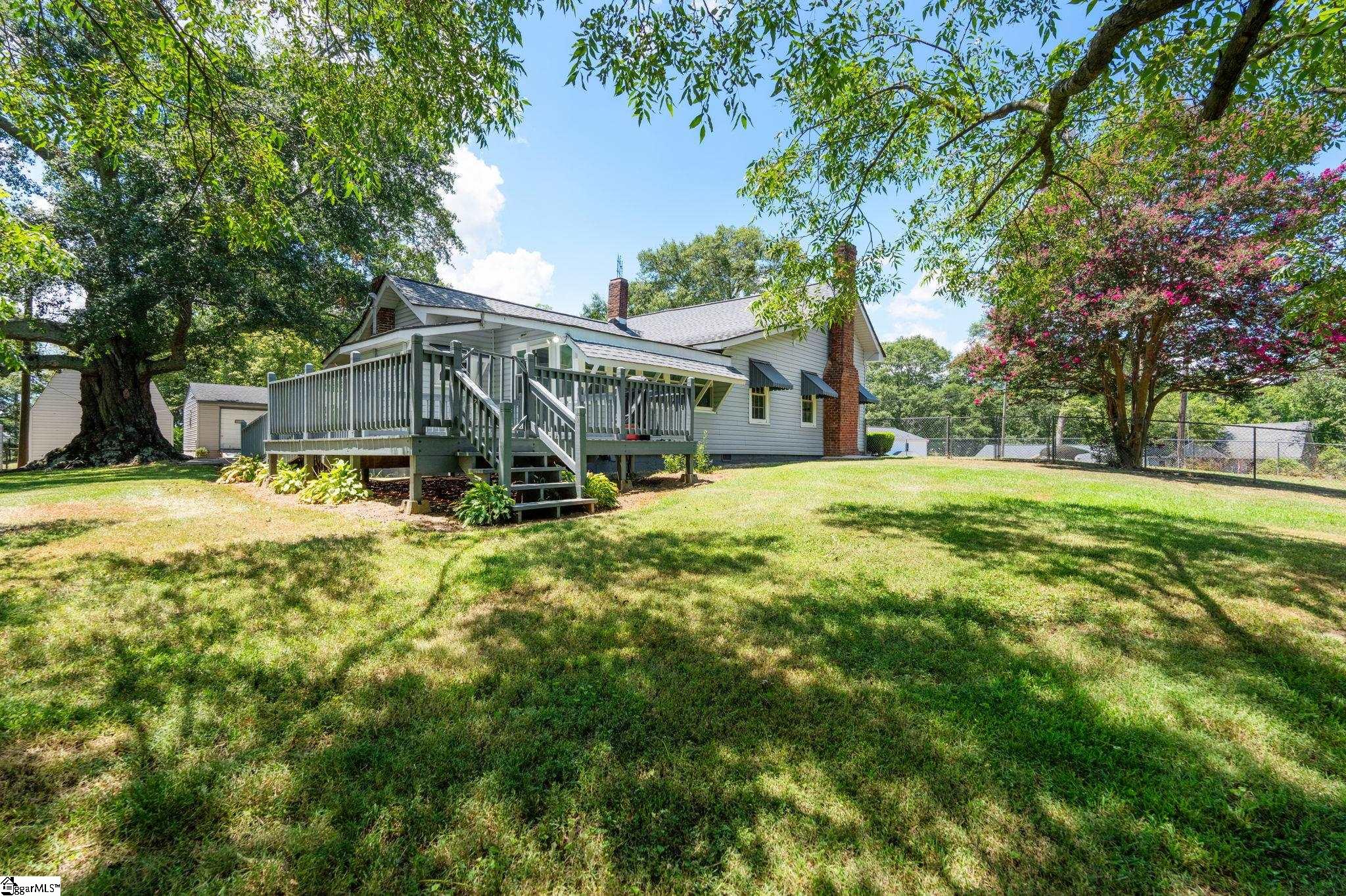 206 Ivydale Drive Greenville, SC 29609