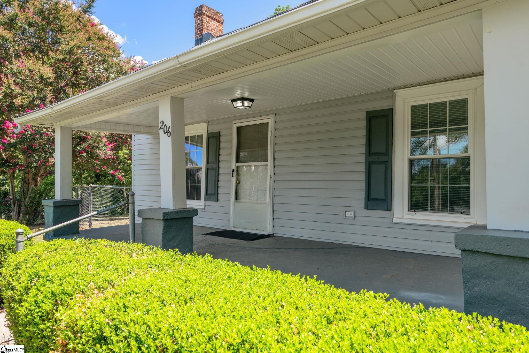 206 Ivydale Drive Greenville, SC 29609