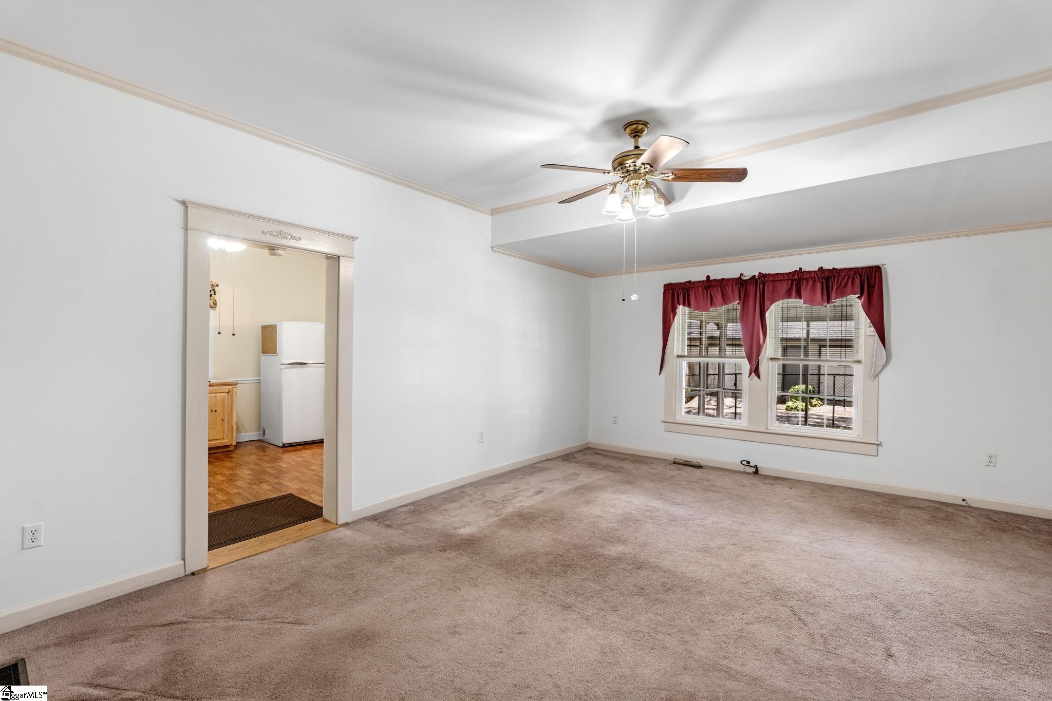 206 Ivydale Drive Greenville, SC 29609