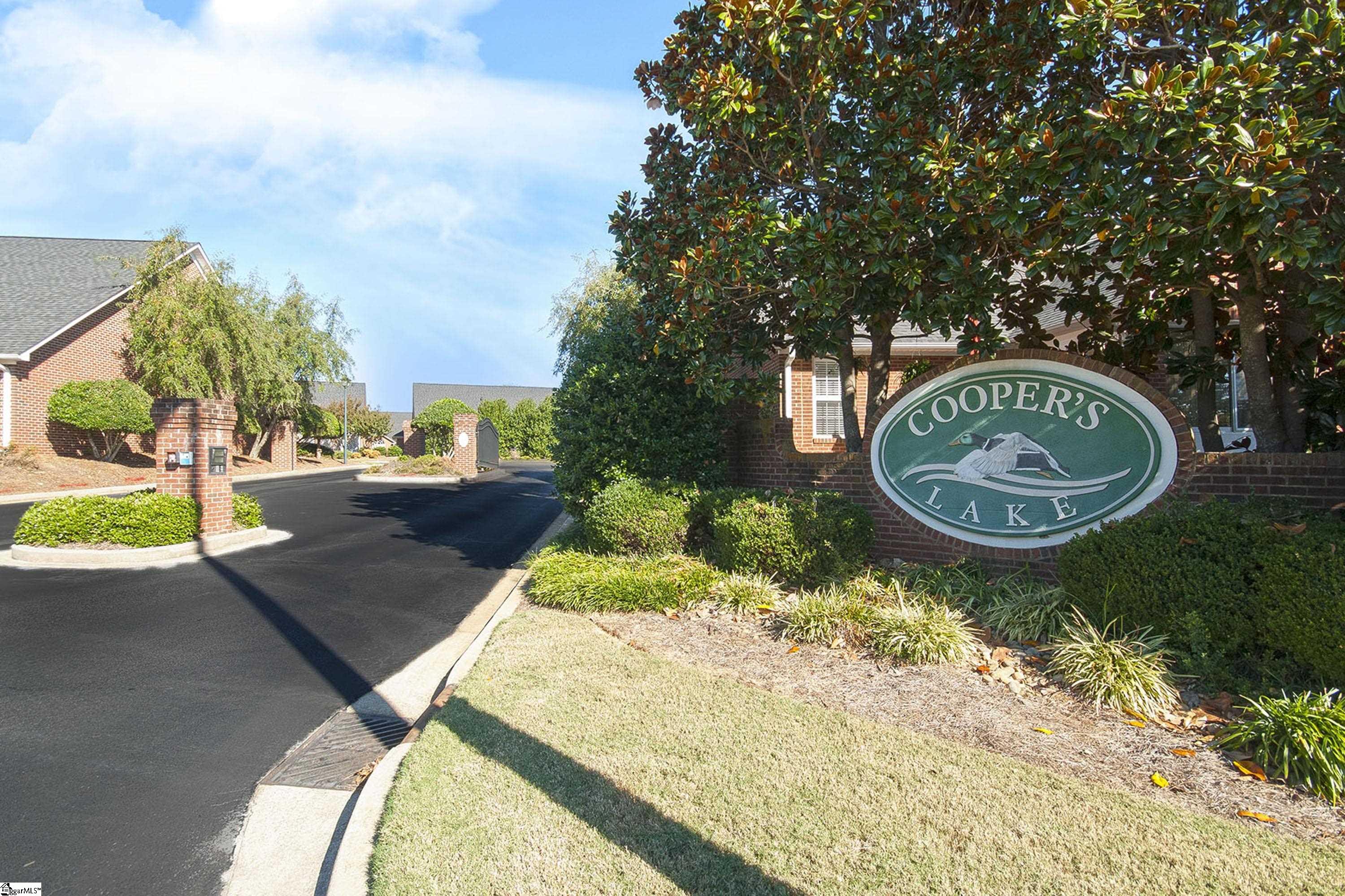 138 Dove Haven Drive Simpsonville, SC 29681