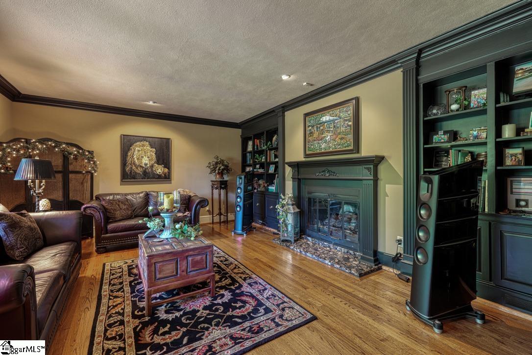 121 Montgomery Drive Spartanburg, SC 29302