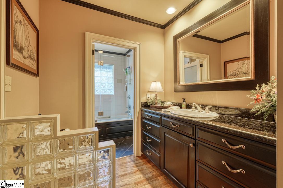 121 Montgomery Drive Spartanburg, SC 29302