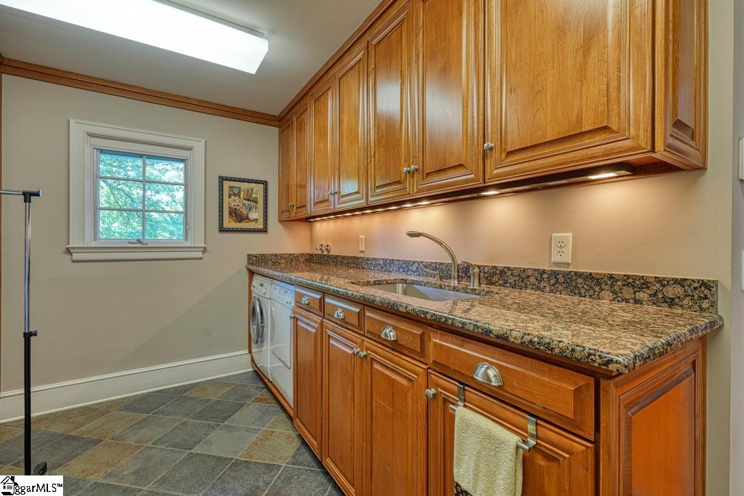 121 Montgomery Drive Spartanburg, SC 29302