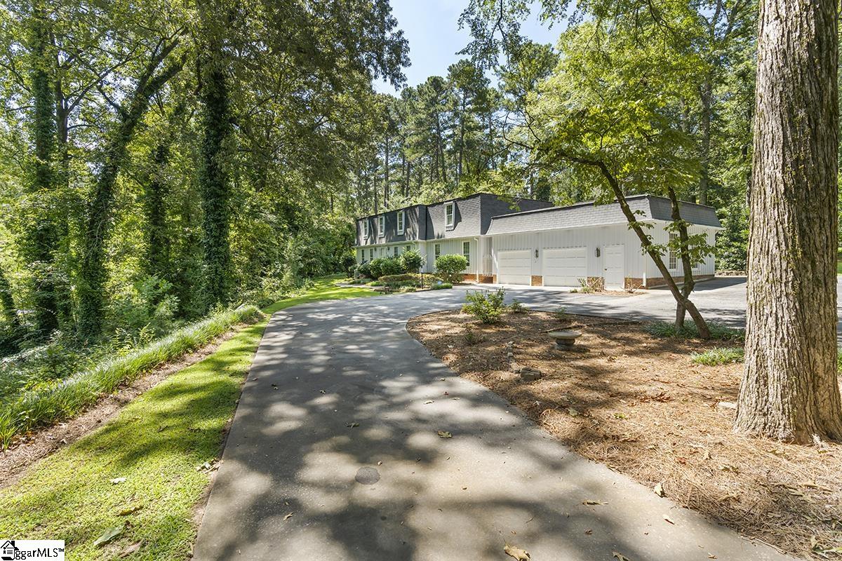 101 Longwood Lane Greenwood, SC 29646