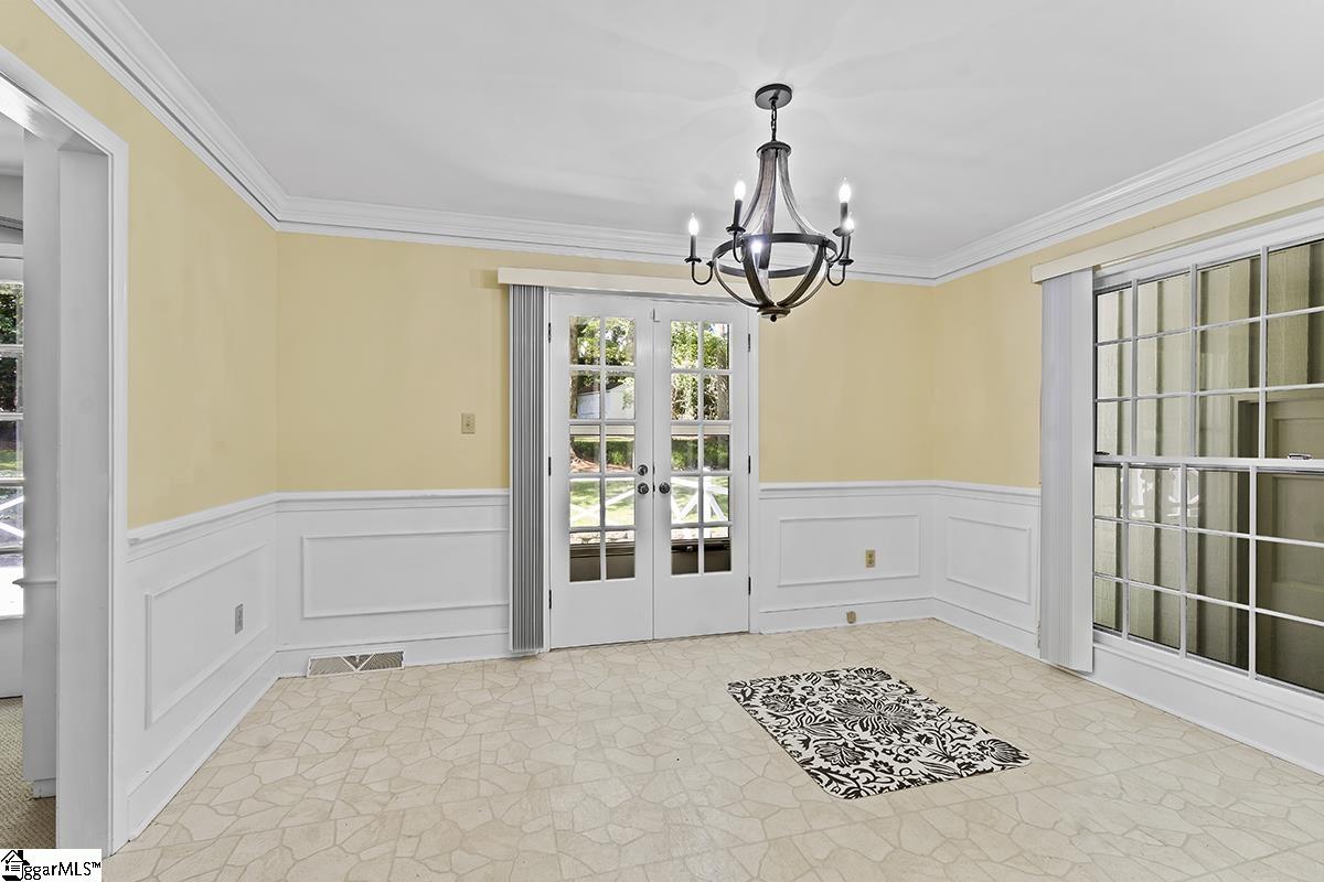 101 Longwood Lane Greenwood, SC 29646