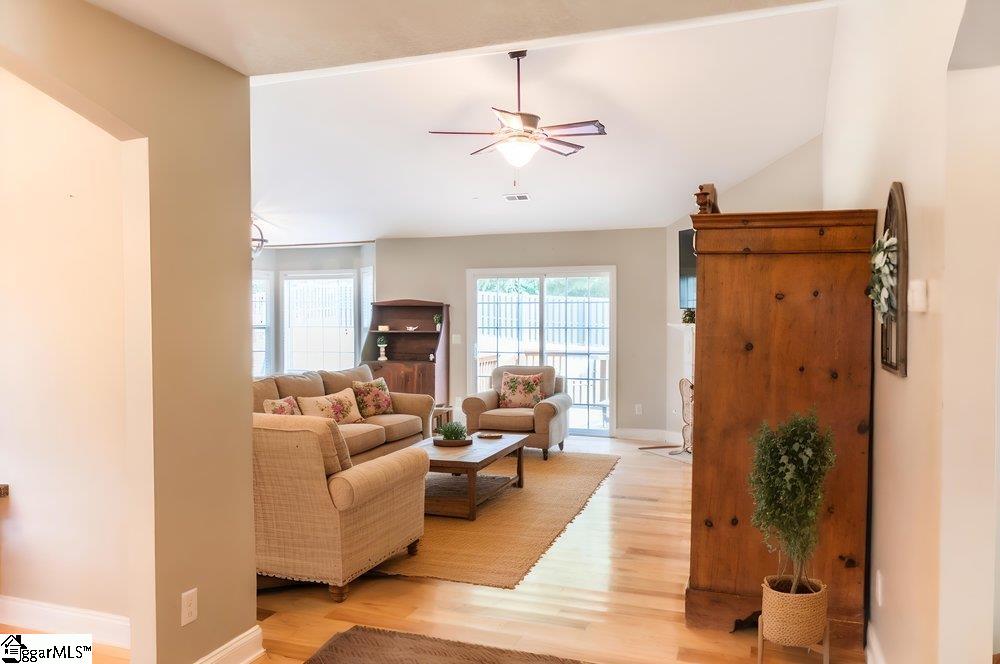 32 Berry Pine Court Taylors, SC 29687