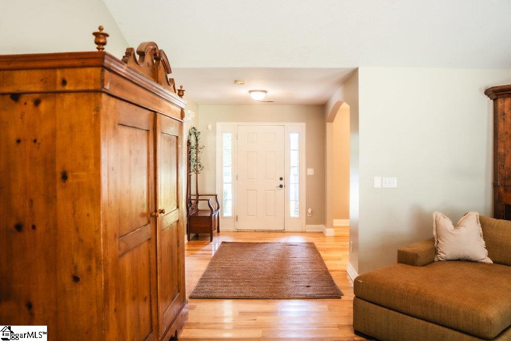 32 Berry Pine Court Taylors, SC 29687