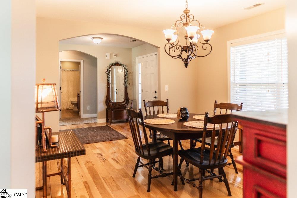 32 Berry Pine Court Taylors, SC 29687
