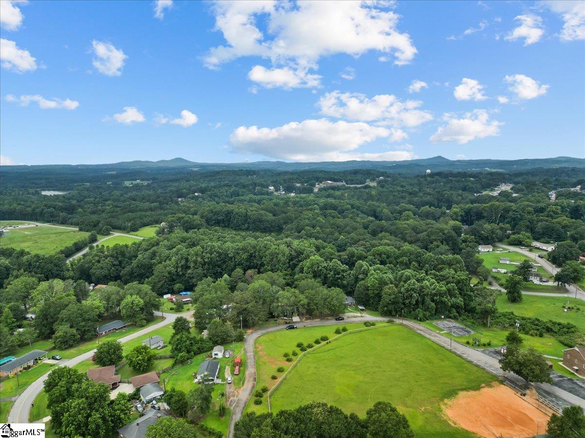 528 Garvin Street Pickens, SC 29671