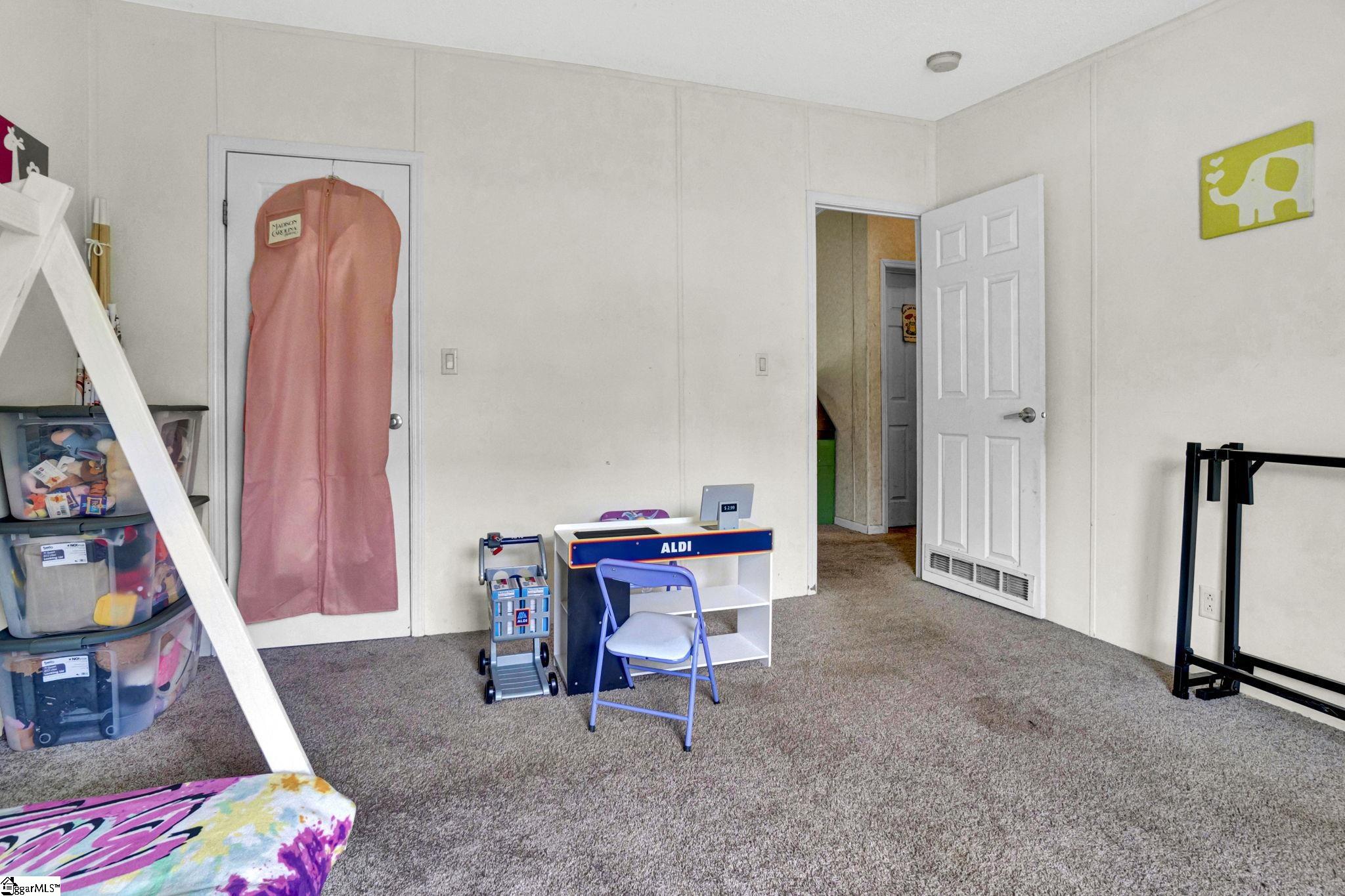 149 Pleasant Cove Drive Woodruff, SC 29388