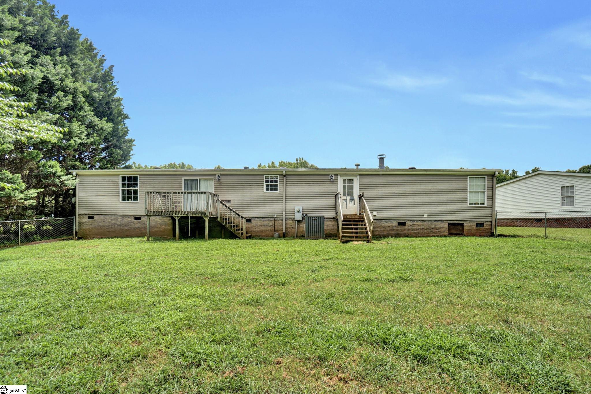 149 Pleasant Cove Drive Woodruff, SC 29388