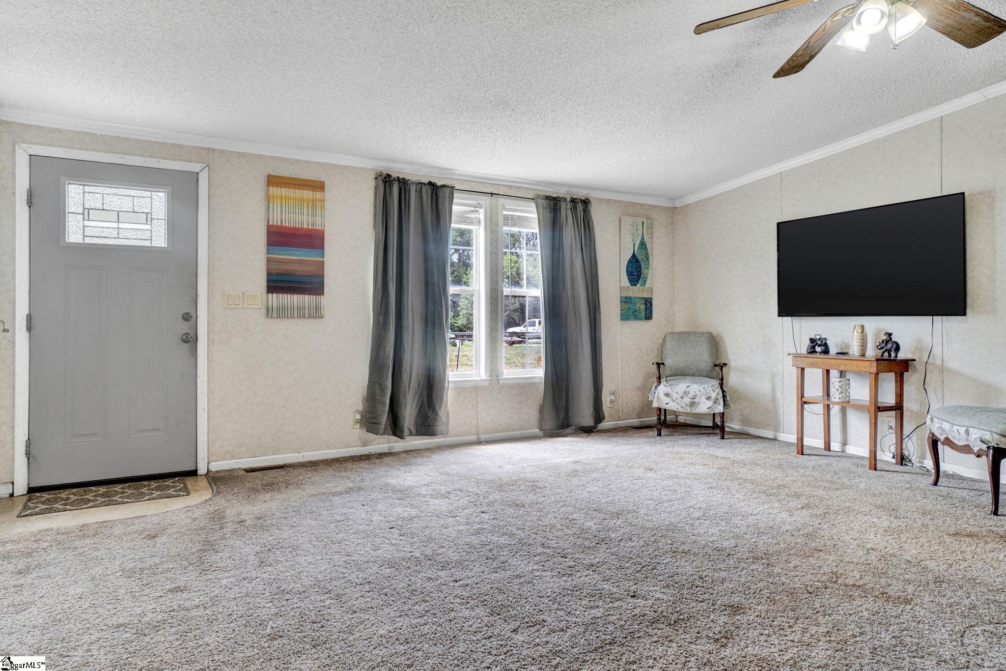 149 Pleasant Cove Drive Woodruff, SC 29388