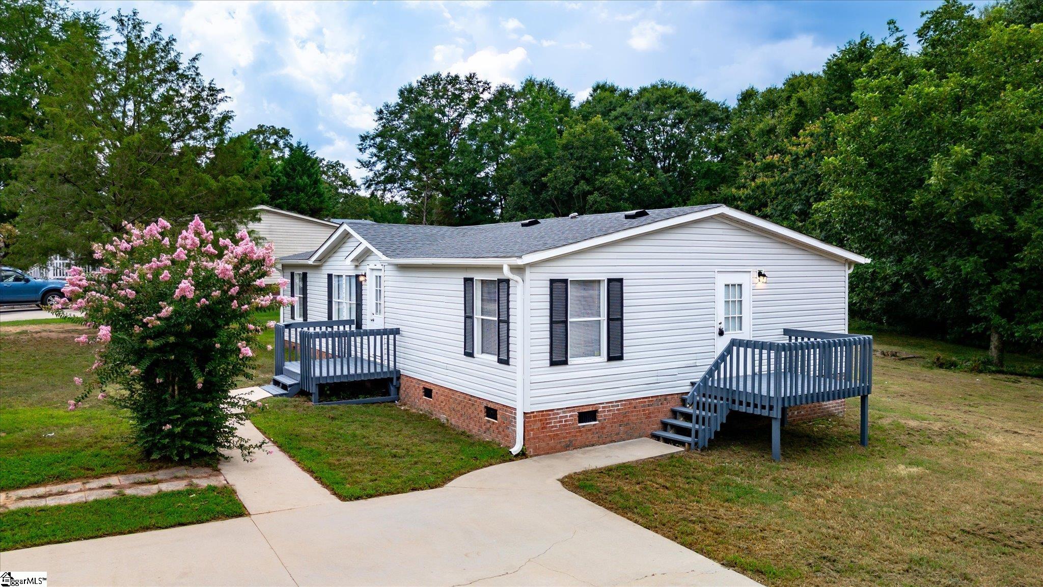 92 Tullyton Drive Fountain Inn, SC 29644