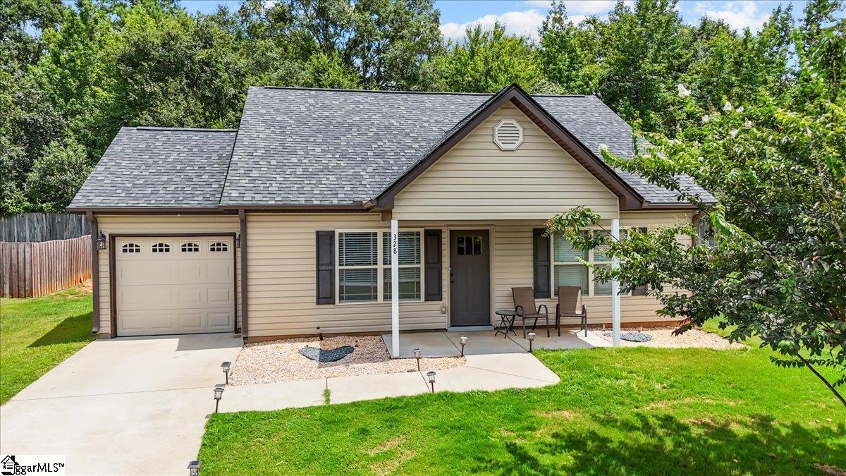 328 Bench Creek Place Roebuck, SC 29376
