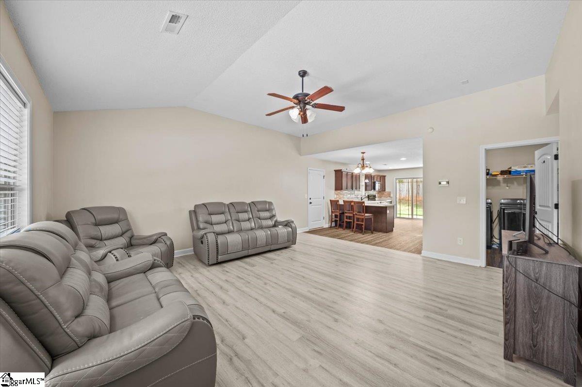328 Bench Creek Place Roebuck, SC 29376