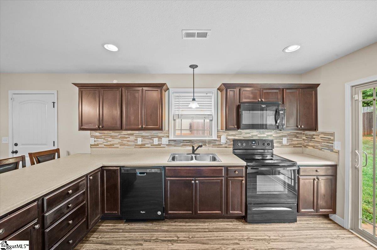 328 Bench Creek Place Roebuck, SC 29376