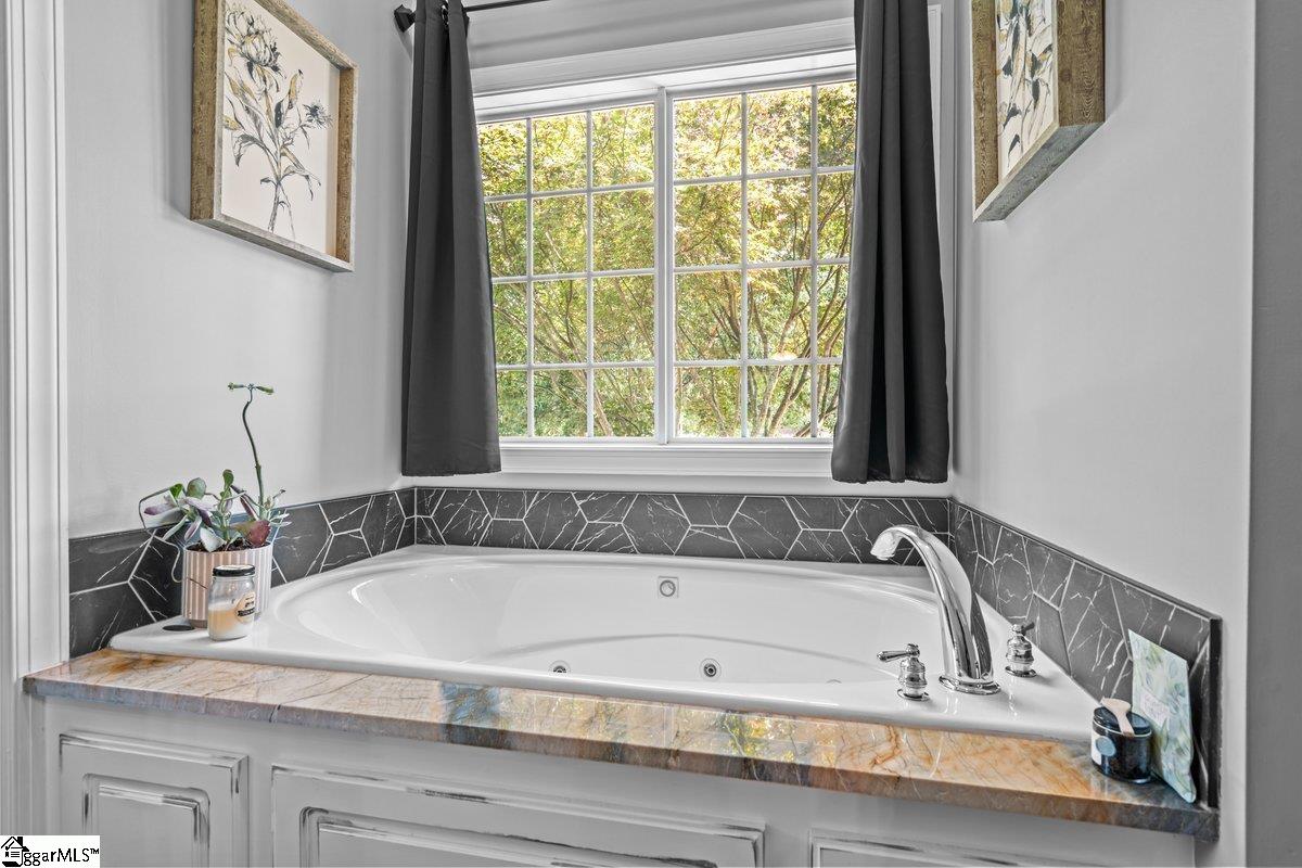 115 Hunting Meadow Drive Williamston, SC 29697