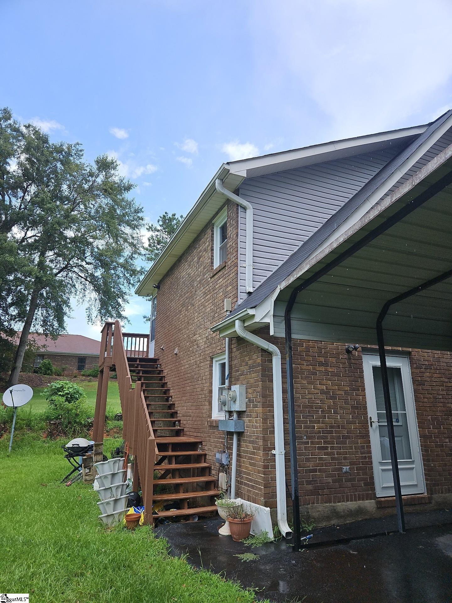 4612 Moorefield Memorial Highway Pickens, SC 29671
