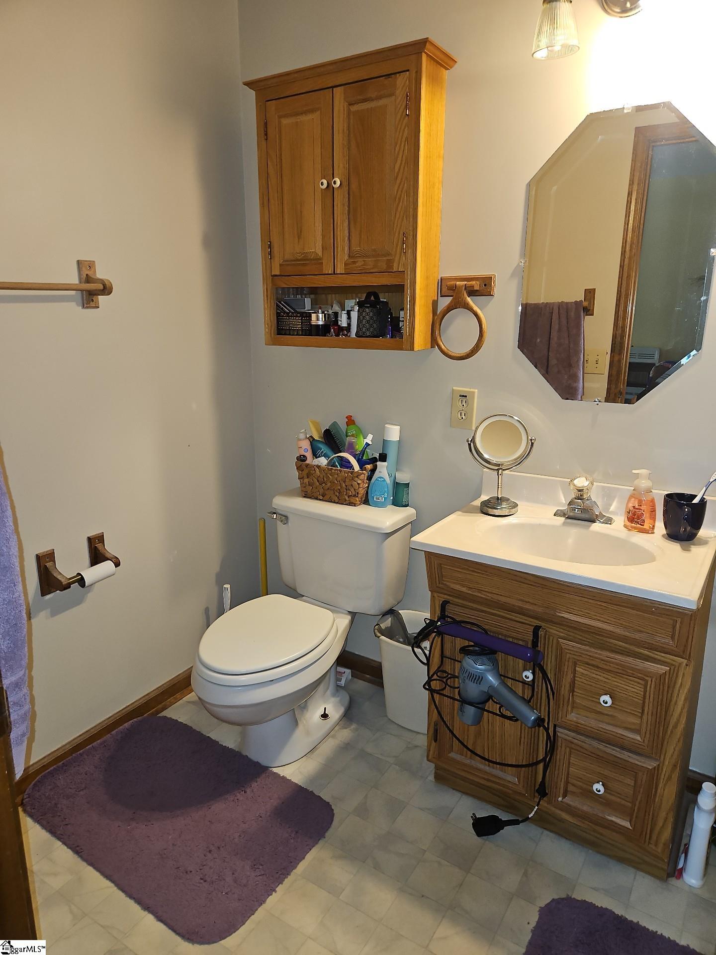 4612 Moorefield Memorial Highway Pickens, SC 29671