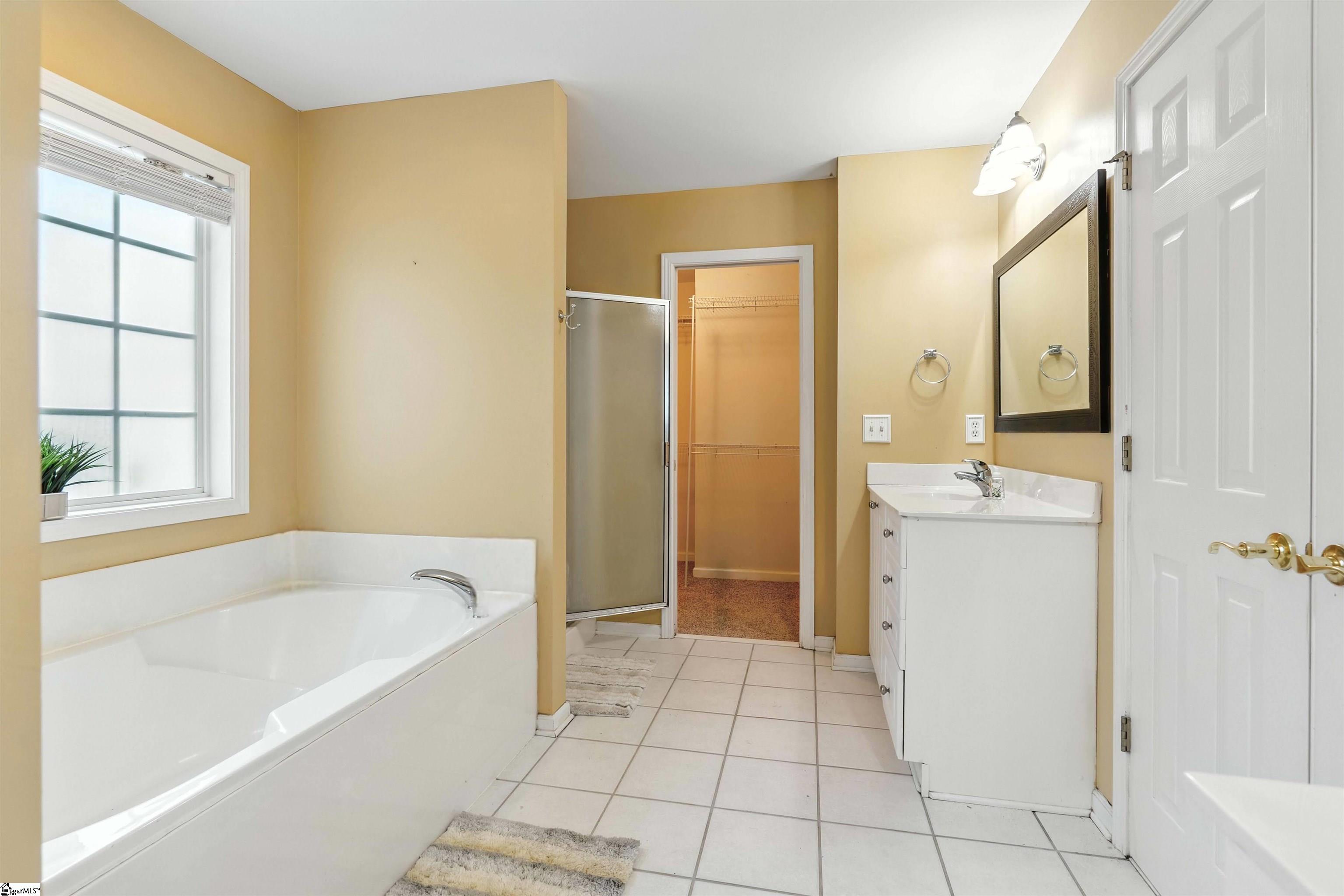 7 Dapple Gray Court Simpsonville, SC 29680