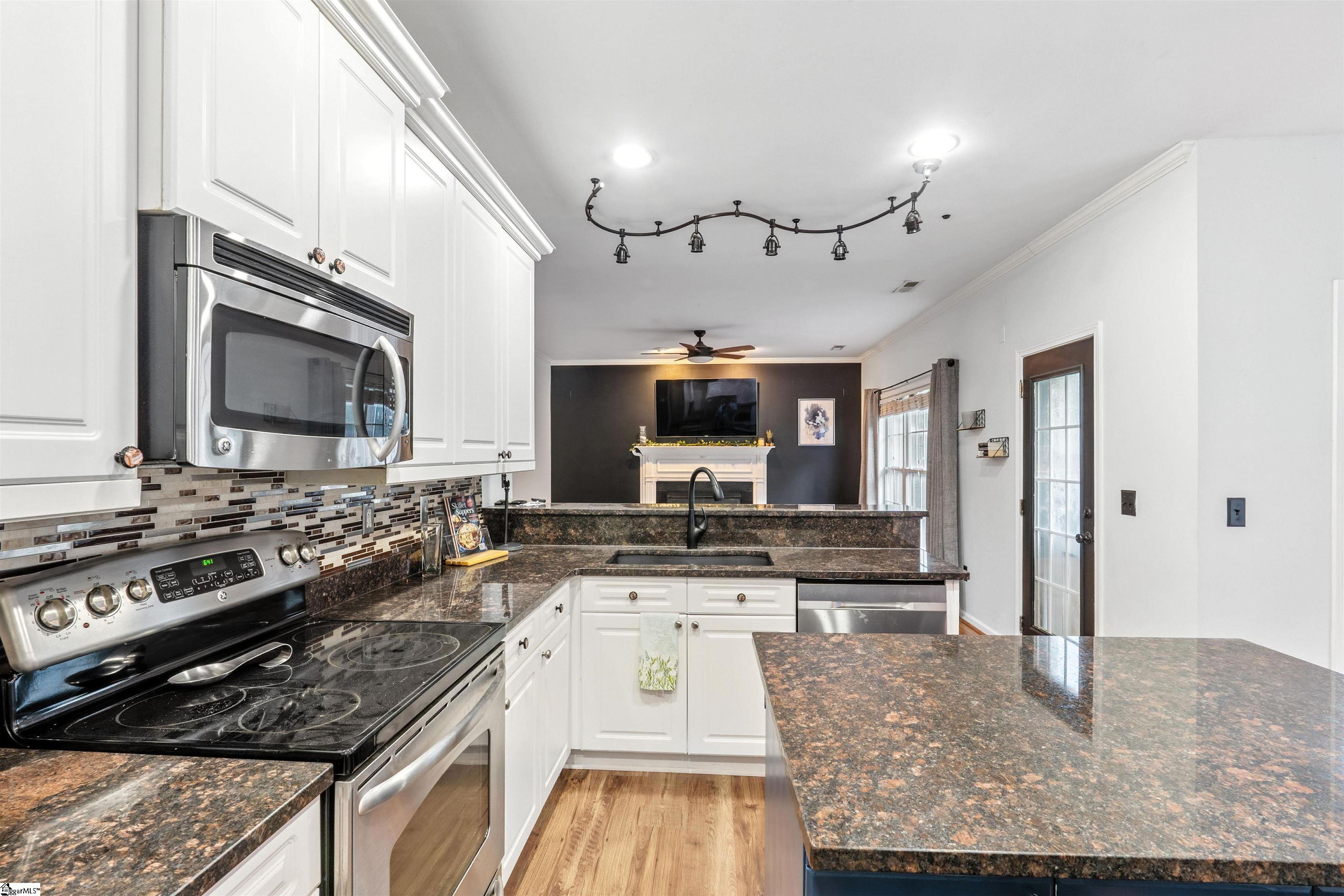 7 Dapple Gray Court Simpsonville, SC 29680