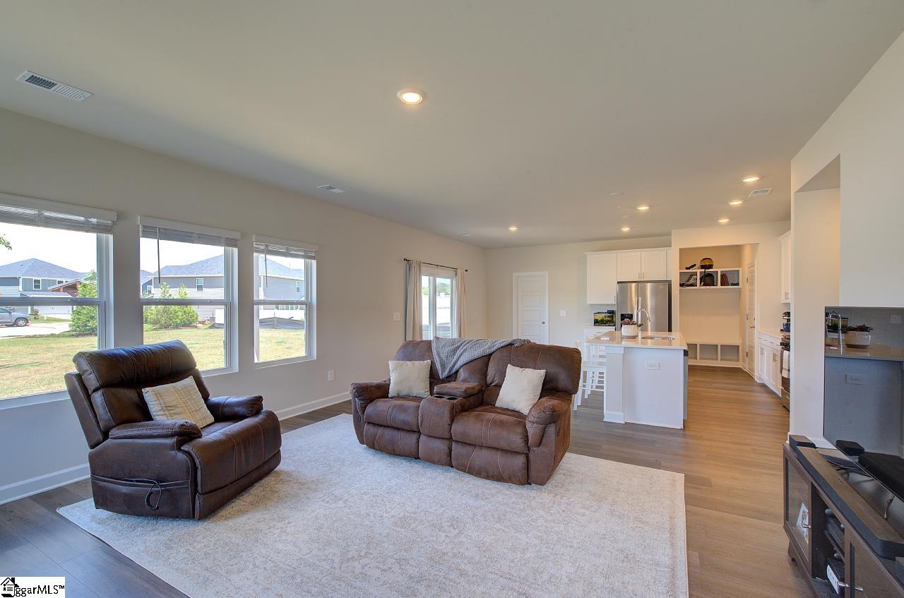 601 Hollybank Street Fountain Inn, SC 29644