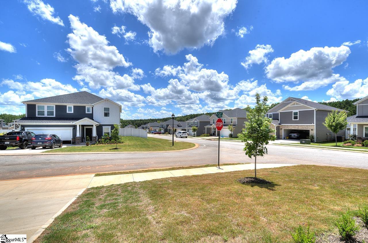 601 Hollybank Street Fountain Inn, SC 29644