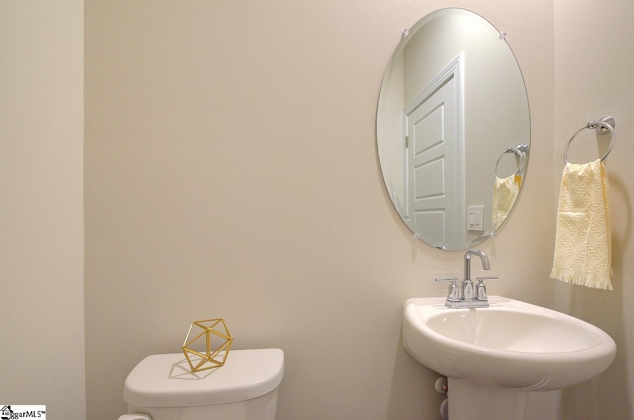 601 Hollybank Street Fountain Inn, SC 29644