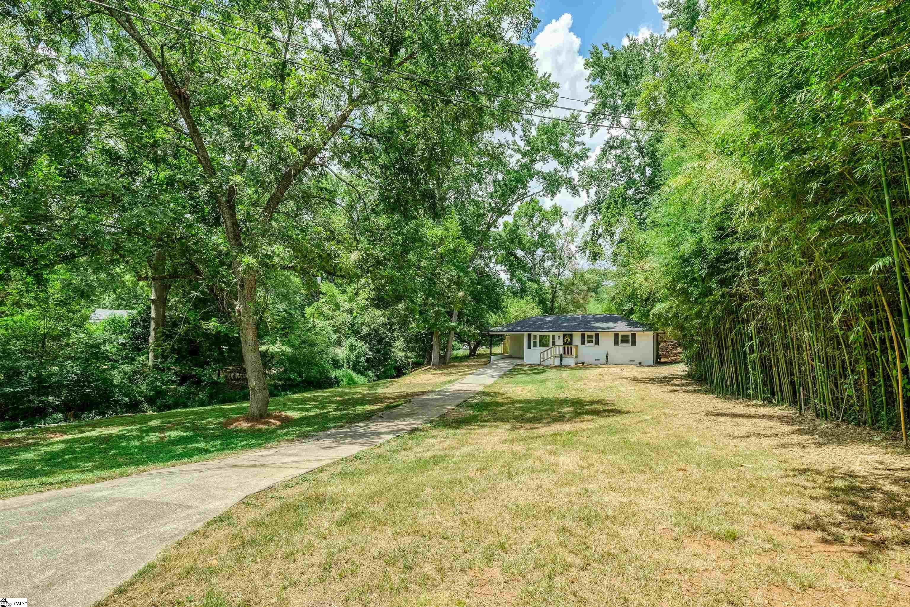 10 Spring Street Pelzer, SC 29669