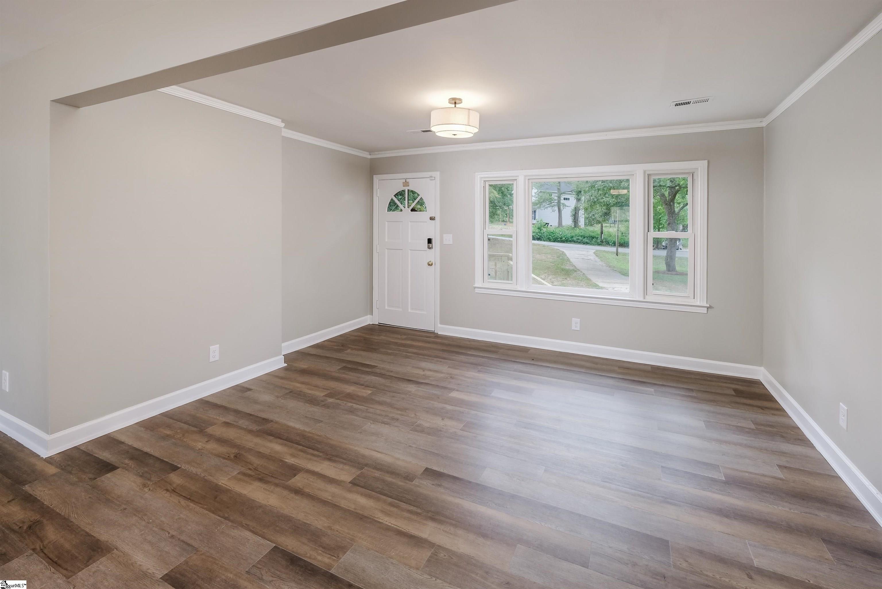 10 Spring Street Pelzer, SC 29669
