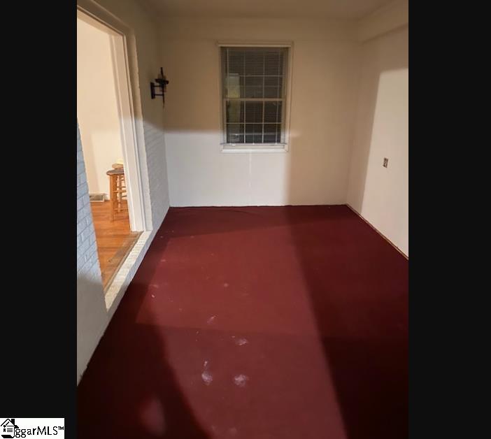 807 W Hampton Street Laurens, SC 29360-2223
