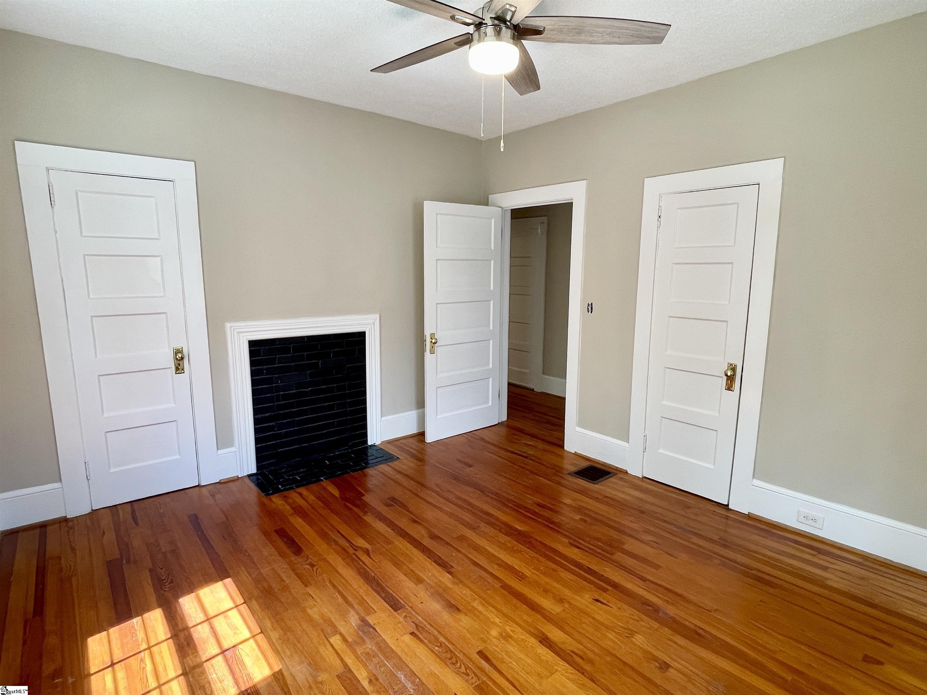 108 Moreland Avenue Laurens, SC 29360