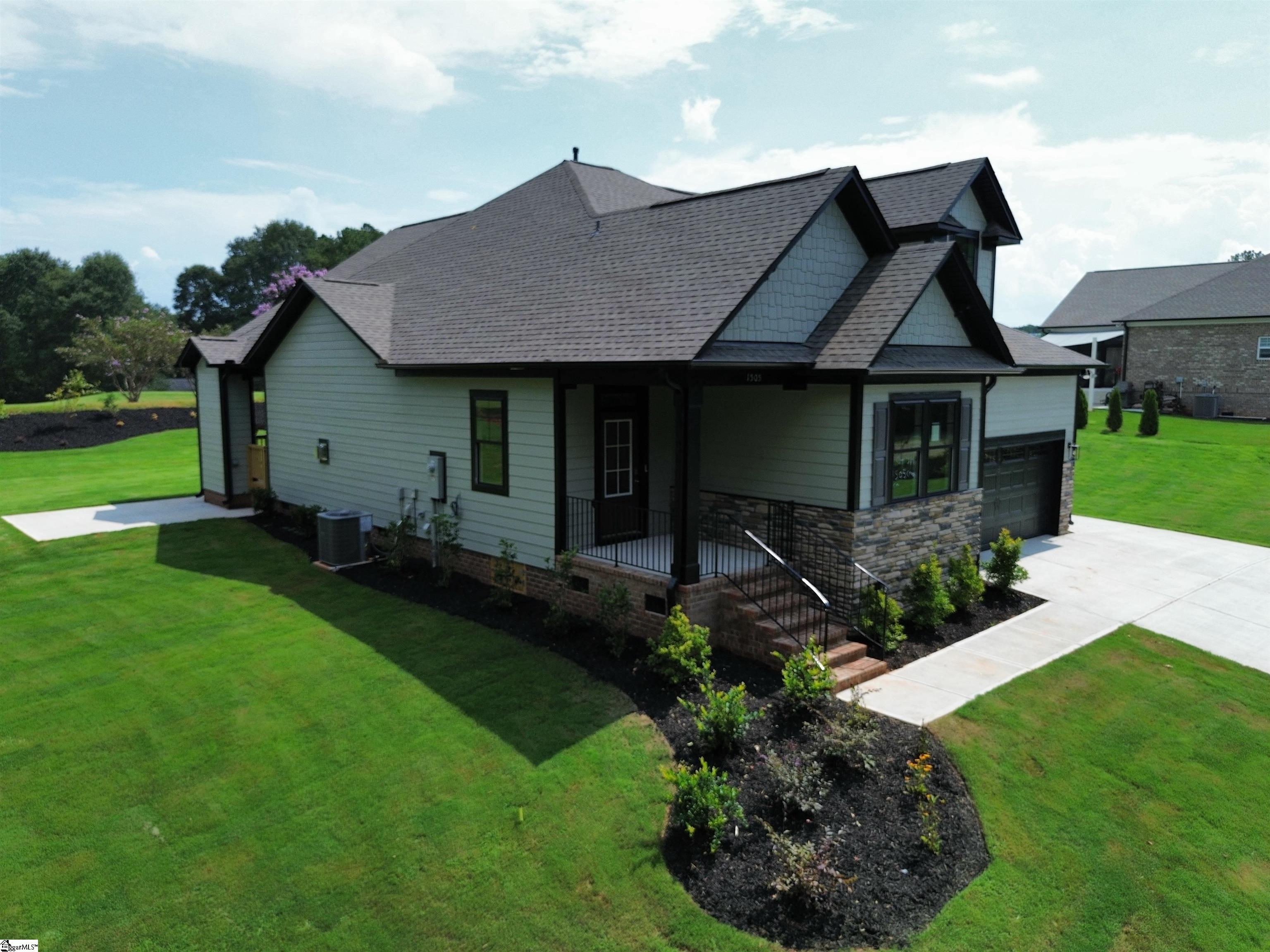 1505 Cross Creek Drive Seneca, SC 29678