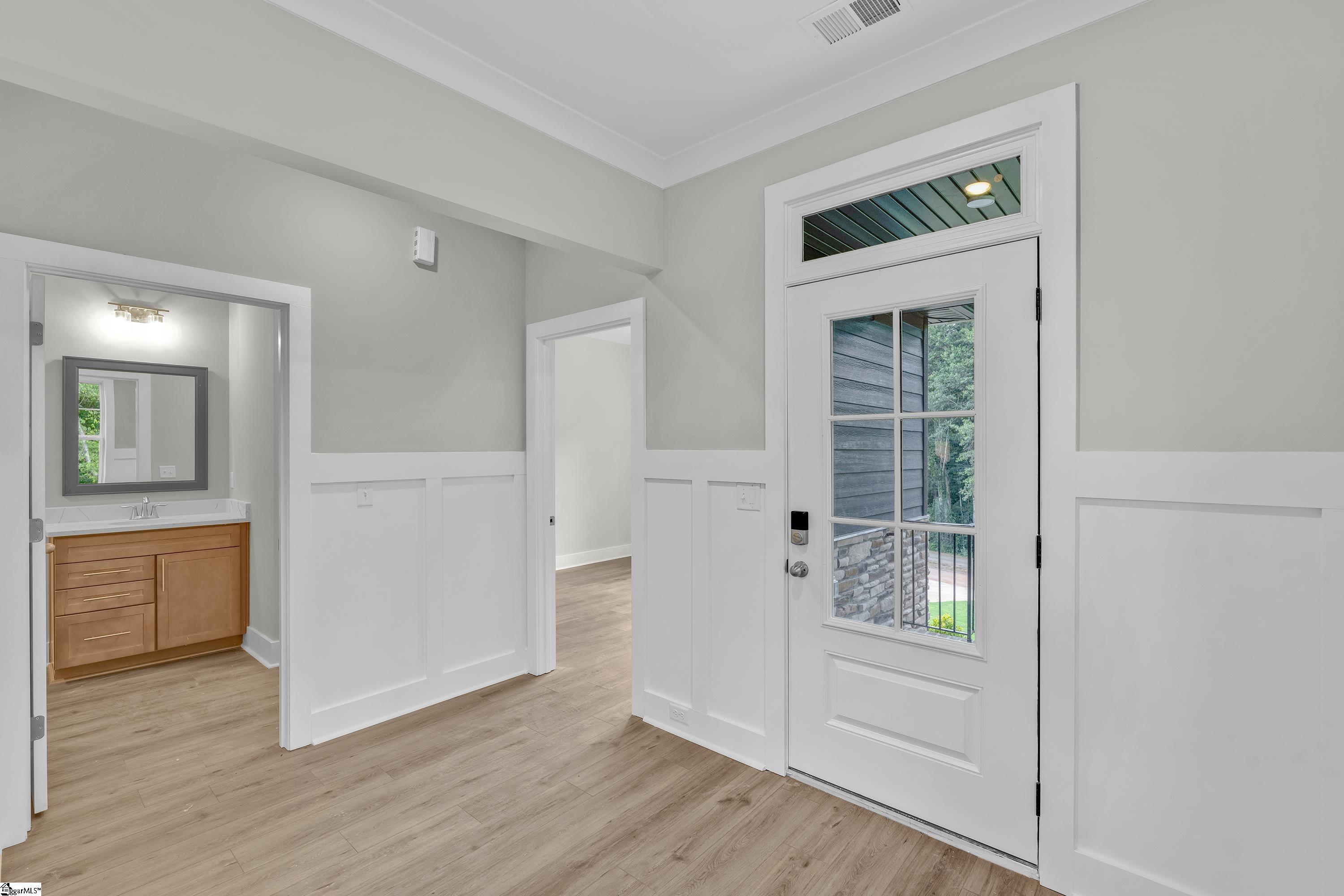 1505 Cross Creek Drive Seneca, SC 29678