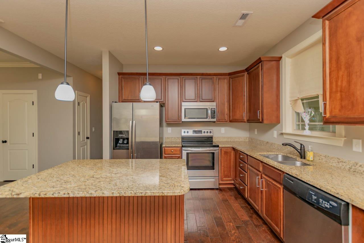 240 Catskill Drive Taylors, SC 29687