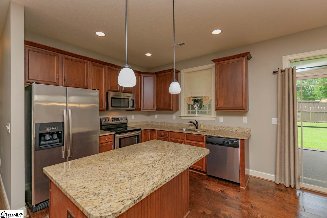 240 Catskill Drive Taylors, SC 29687