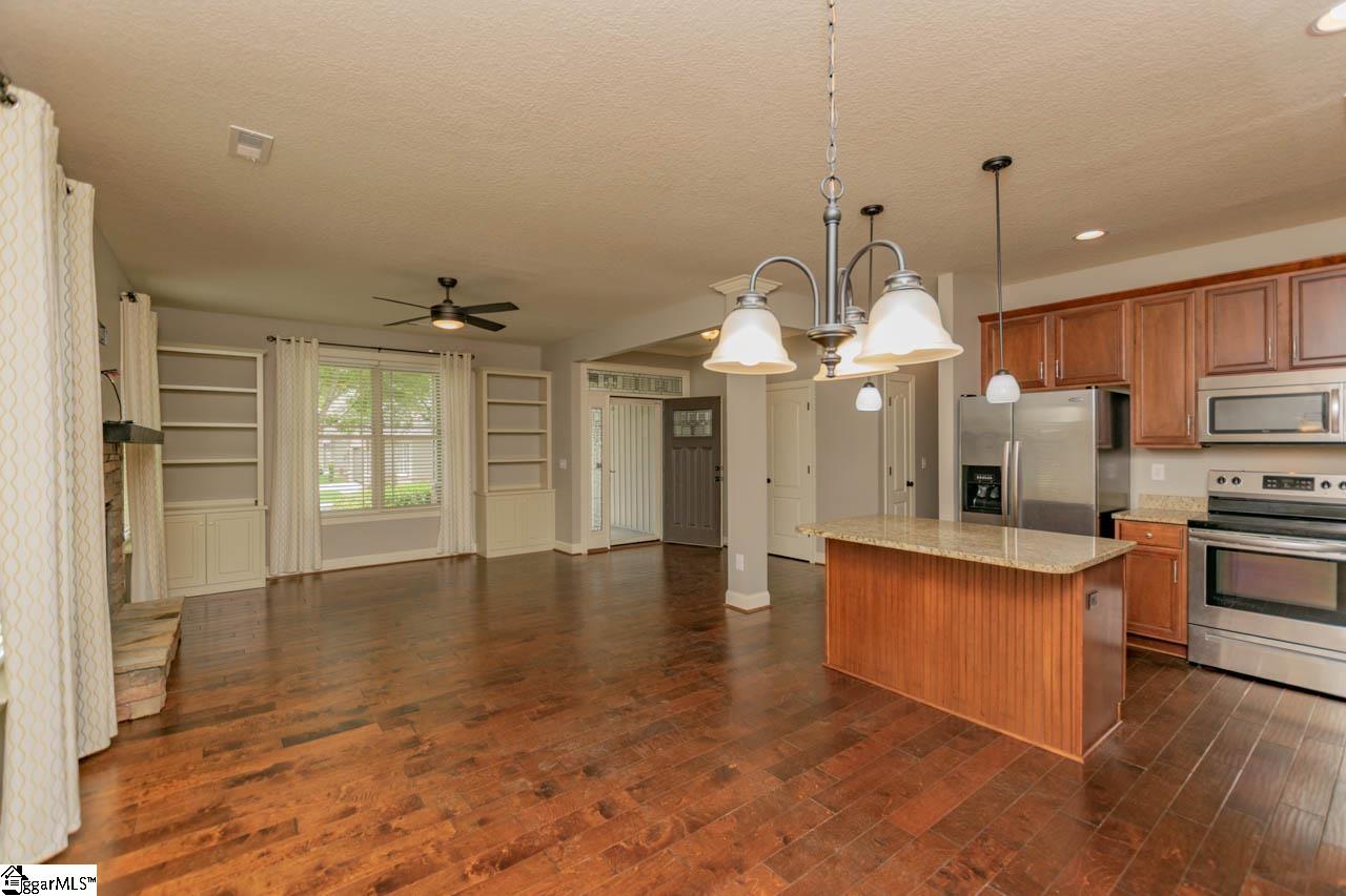 240 Catskill Drive Taylors, SC 29687